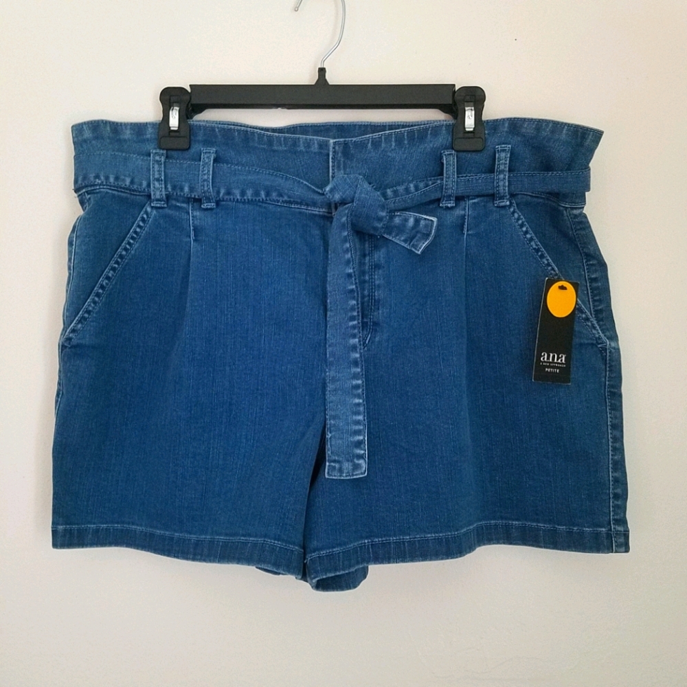 COPY - a.n.a. Highwaist Paperbag Belted Demin Shorts